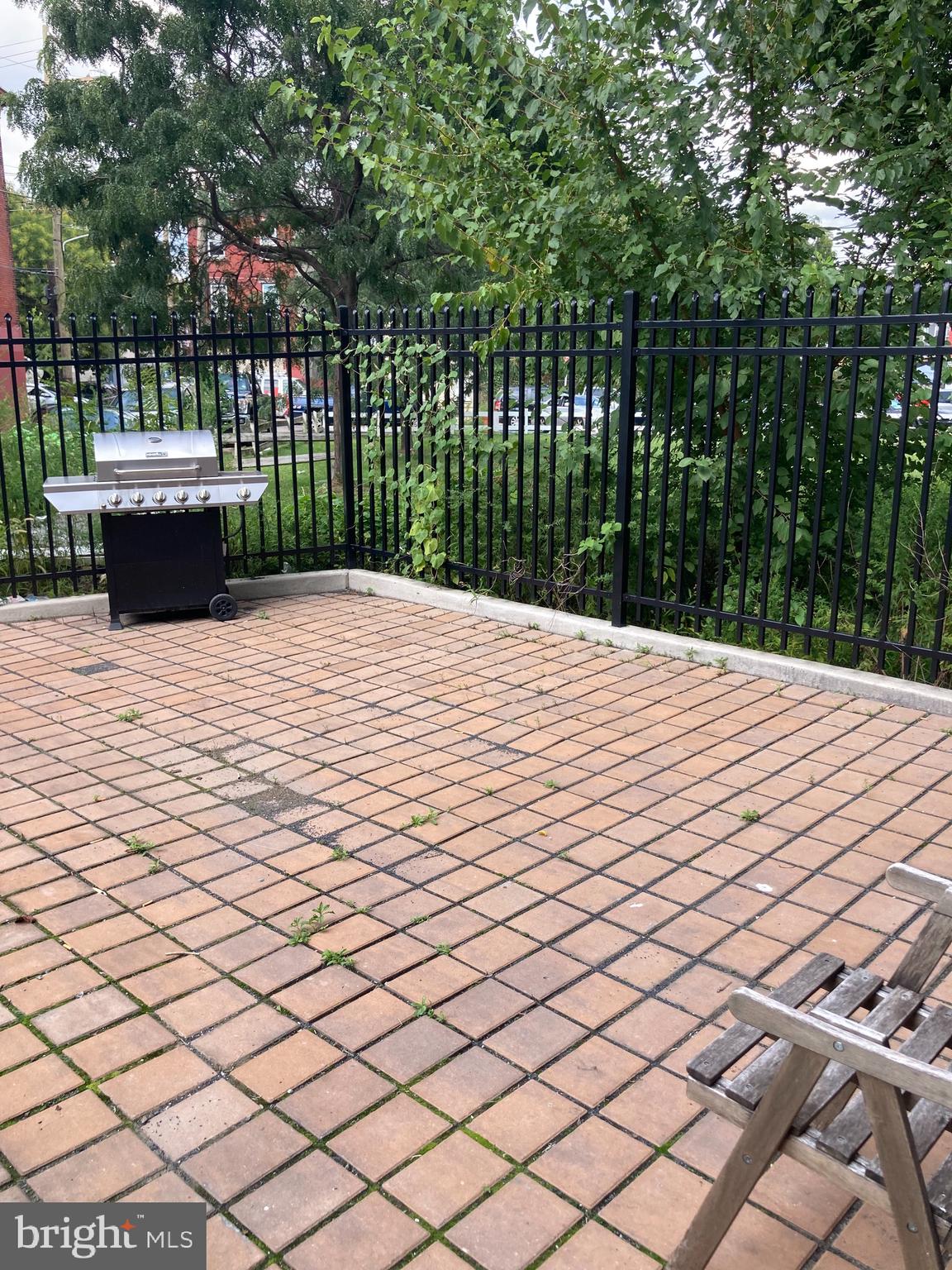 EAST KENSINGTON - Residential Lease