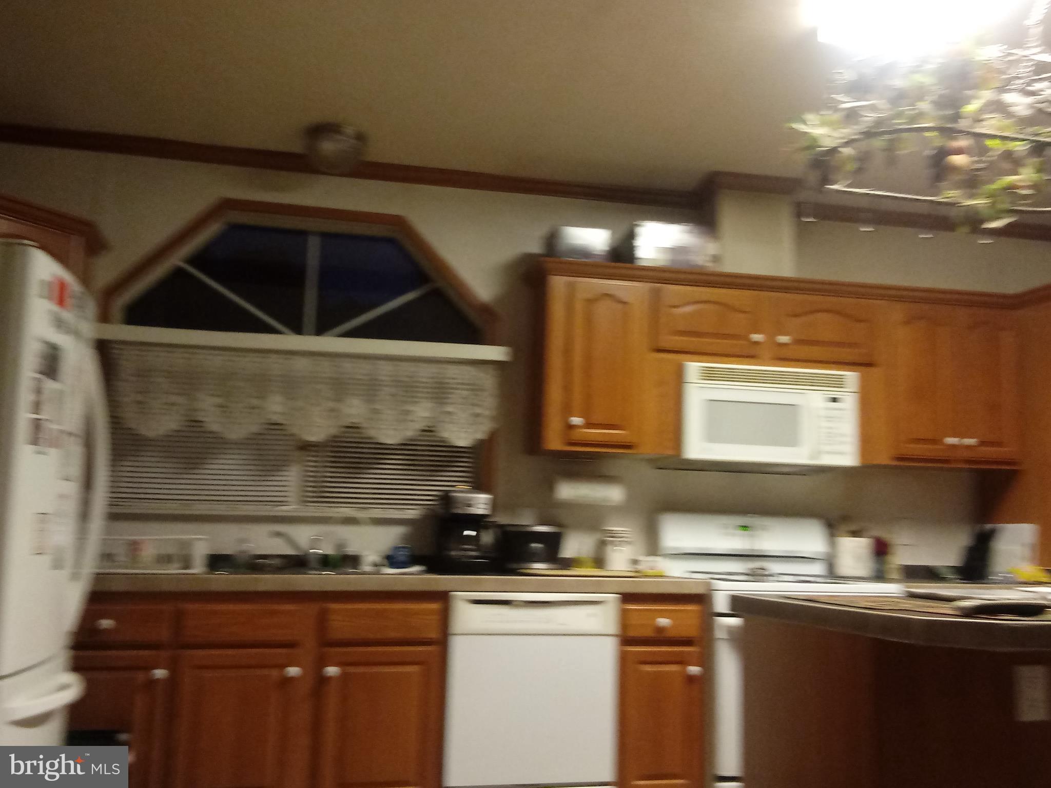 MAYBELLE MANOR - Residential