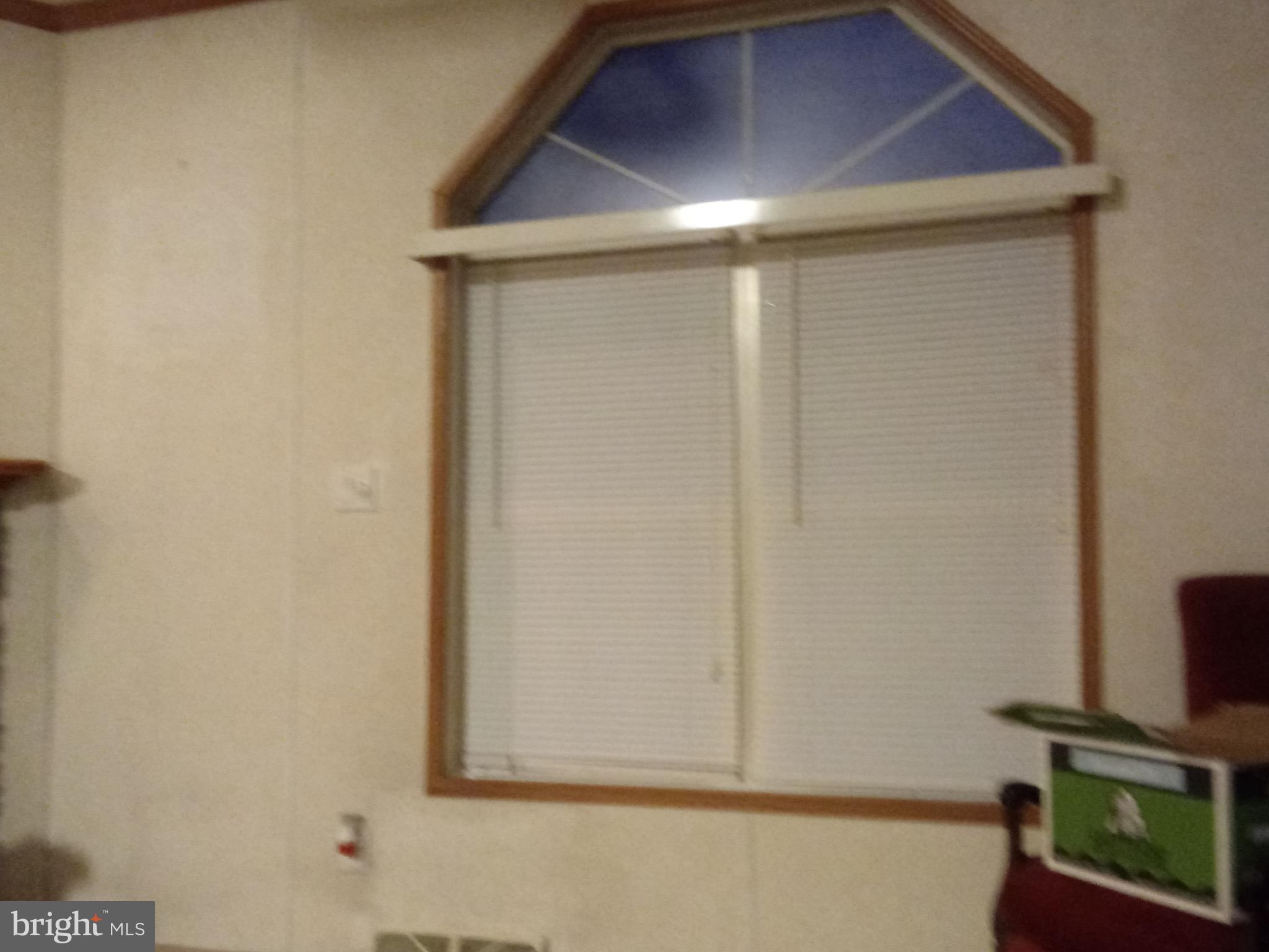 MAYBELLE MANOR - Residential