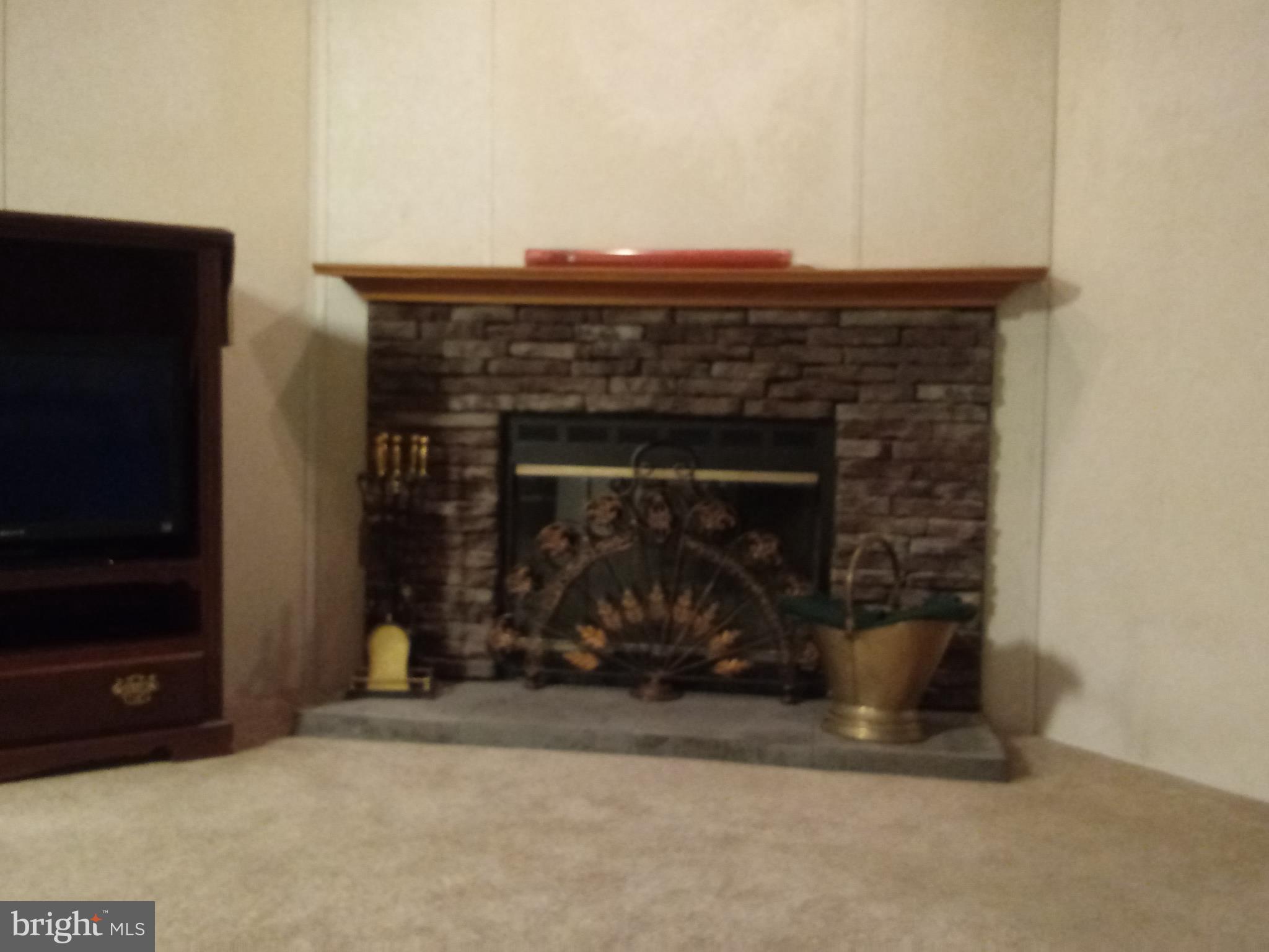 MAYBELLE MANOR - Residential