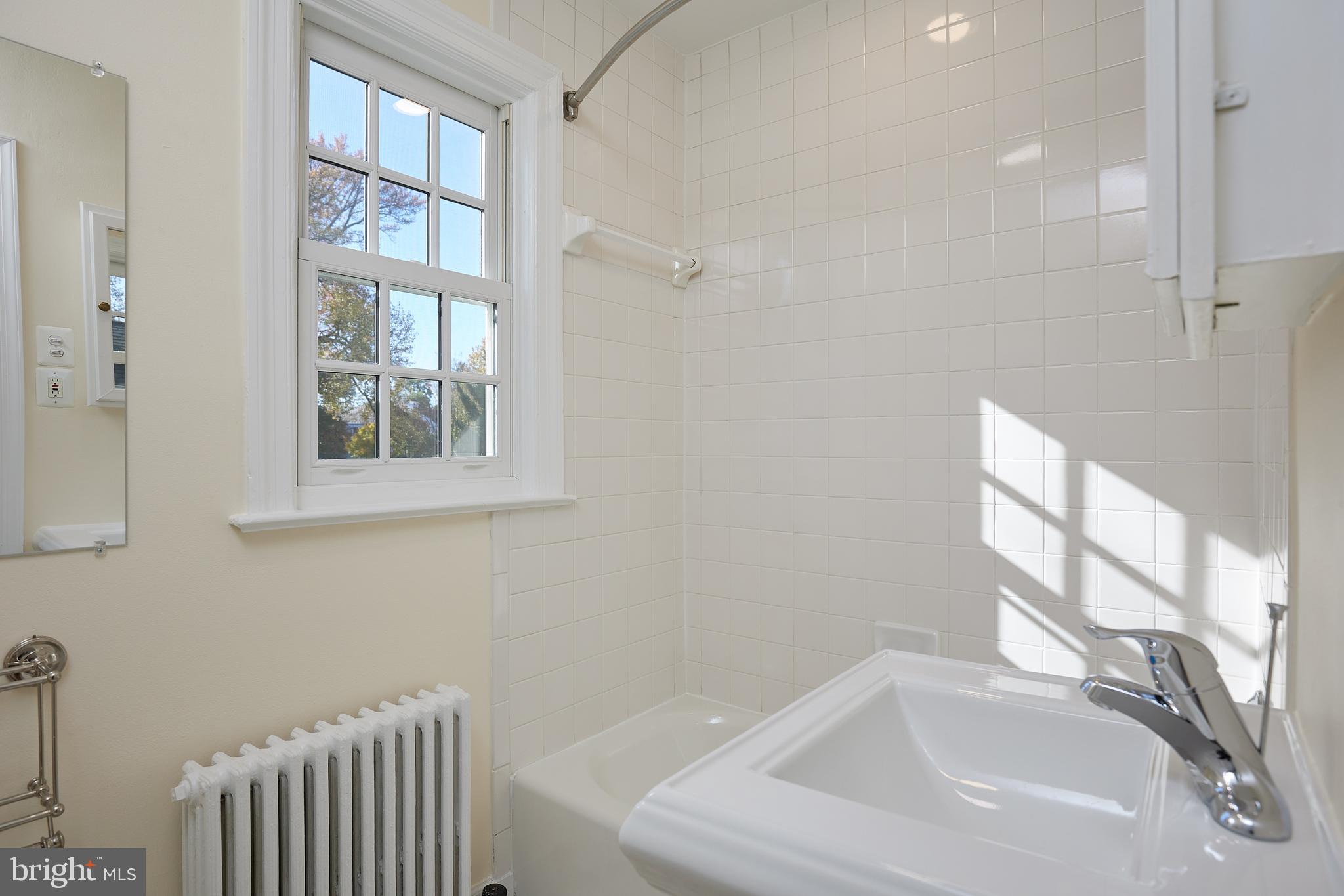 CHEVY CHASE - Residential Lease