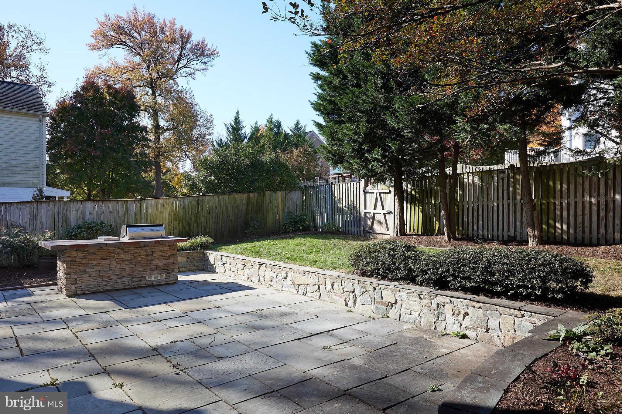 CHEVY CHASE - Residential Lease