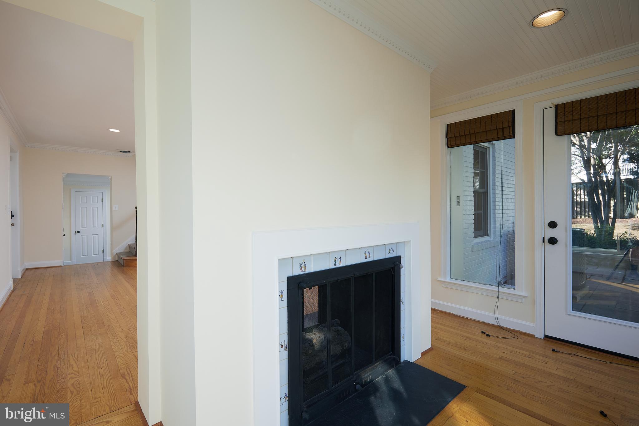 CHEVY CHASE - Residential Lease