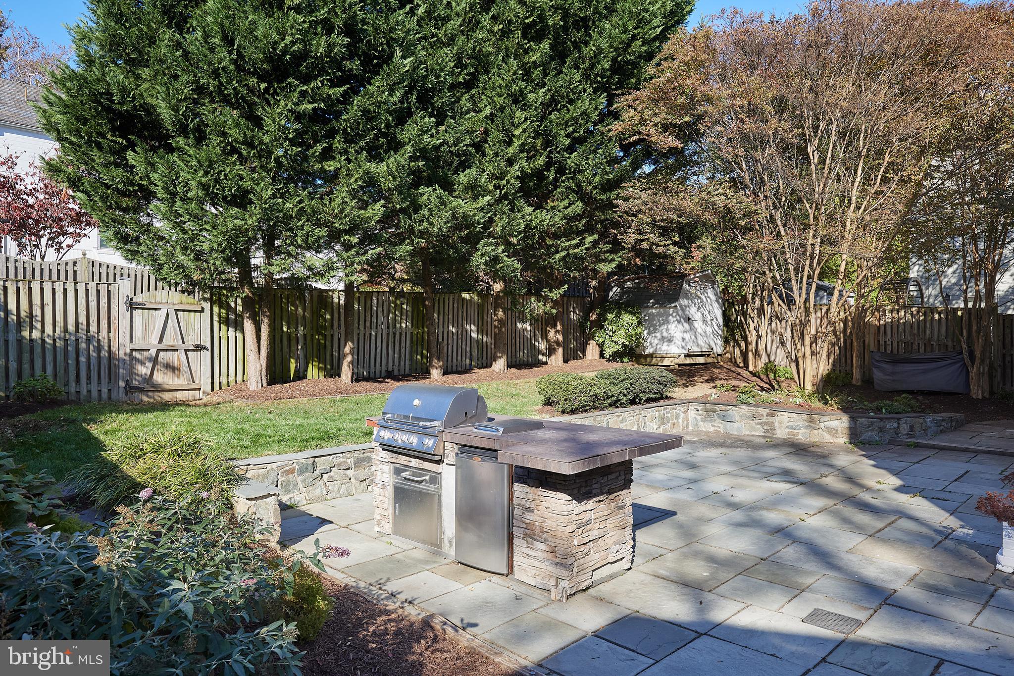 CHEVY CHASE - Residential Lease