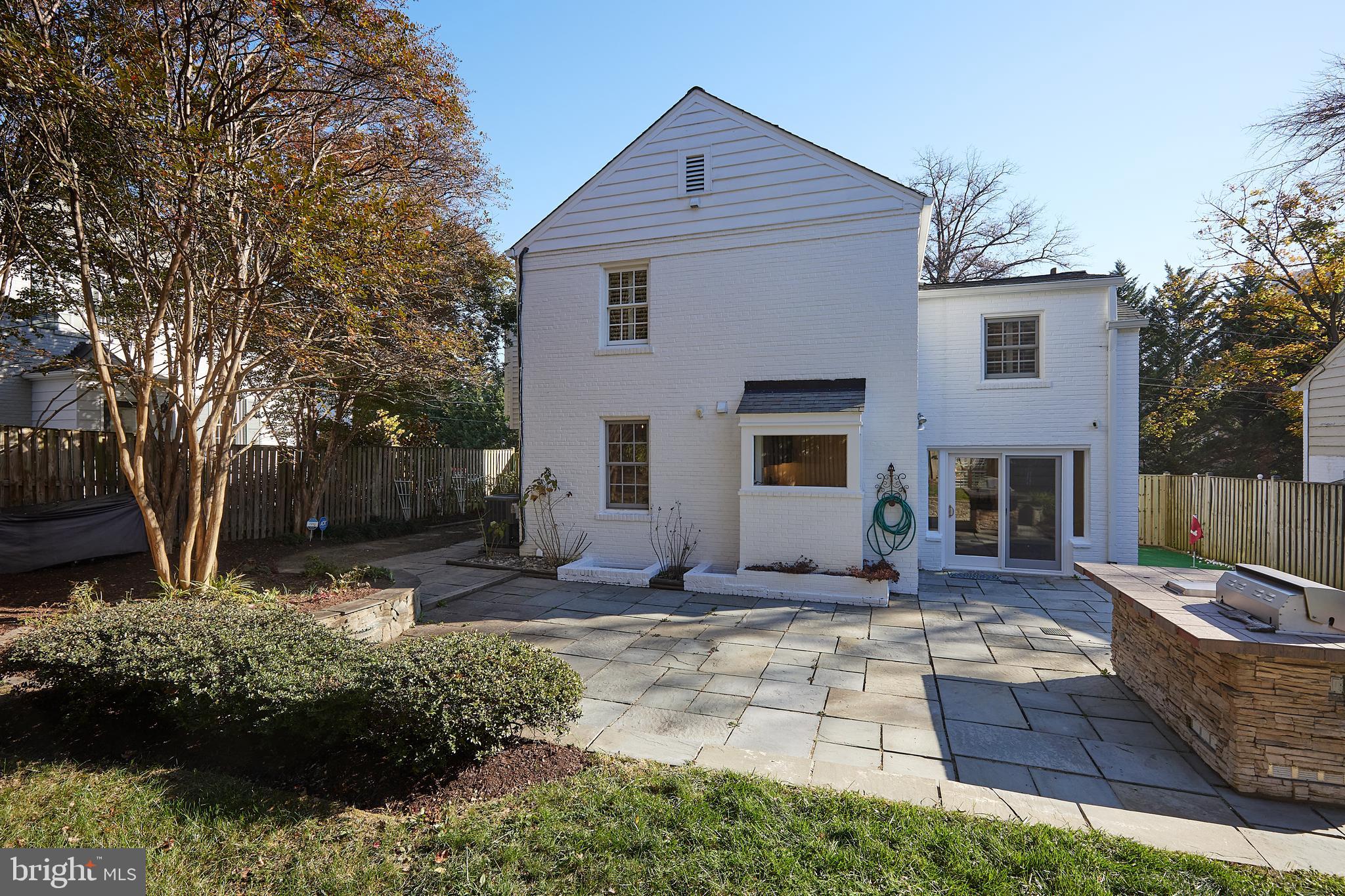 CHEVY CHASE - Residential Lease