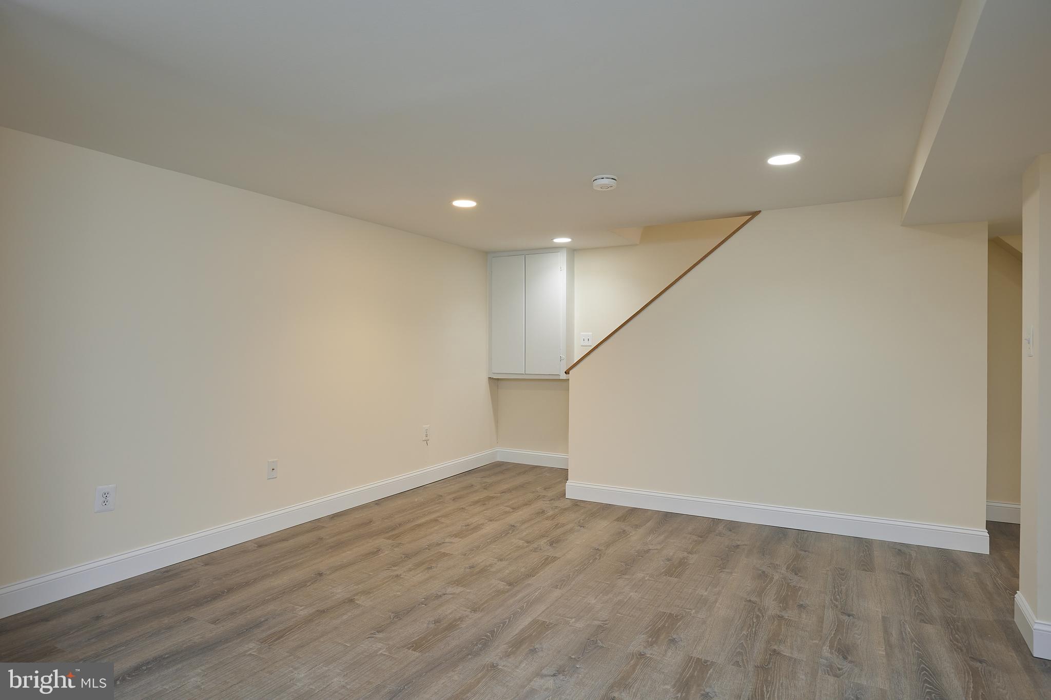 CHEVY CHASE - Residential Lease