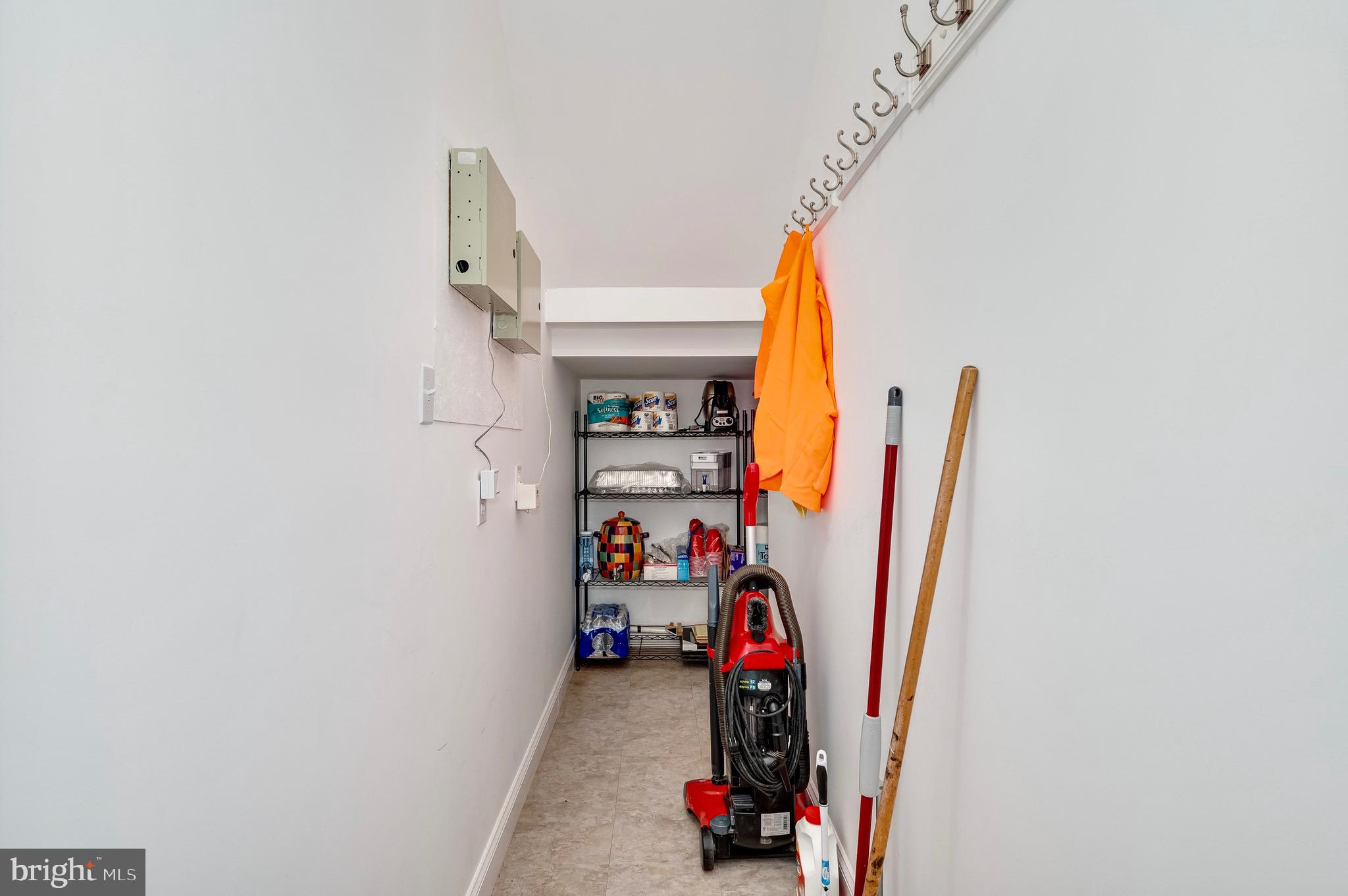 MEADOW HILLS - Residential