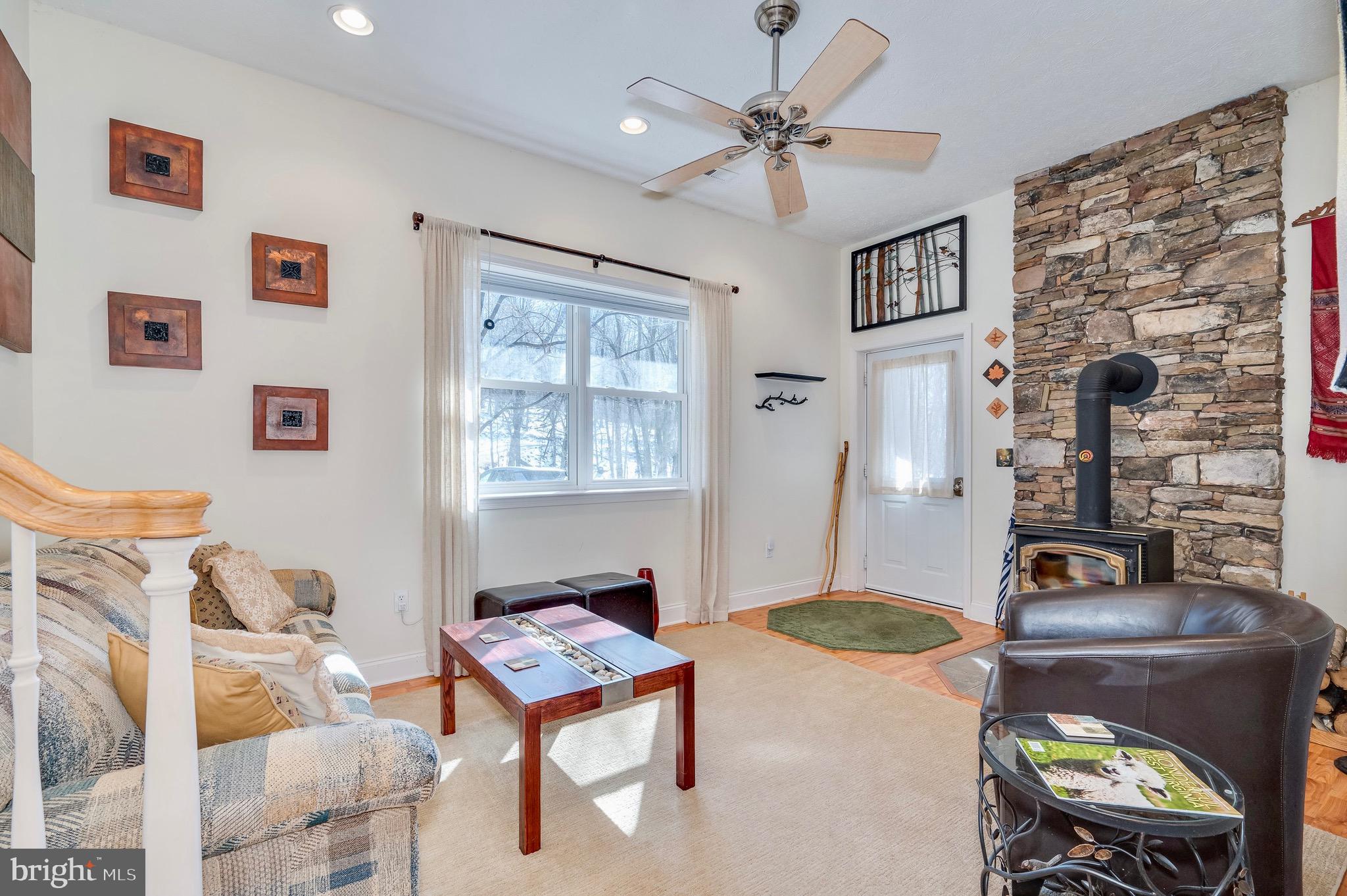 MEADOW HILLS - Residential