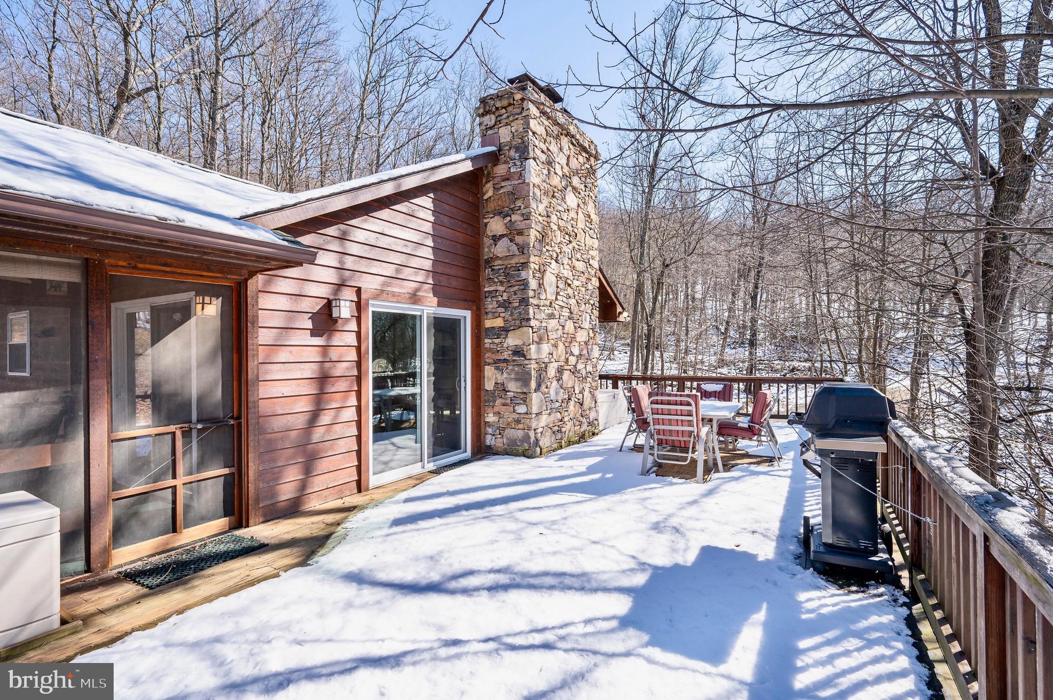 MEADOW HILLS - Residential