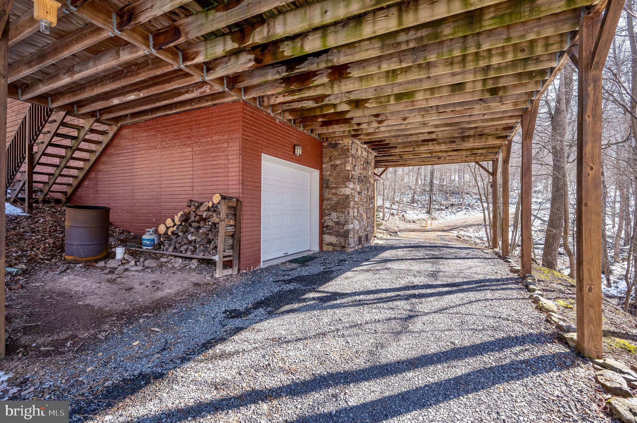 MEADOW HILLS - Residential