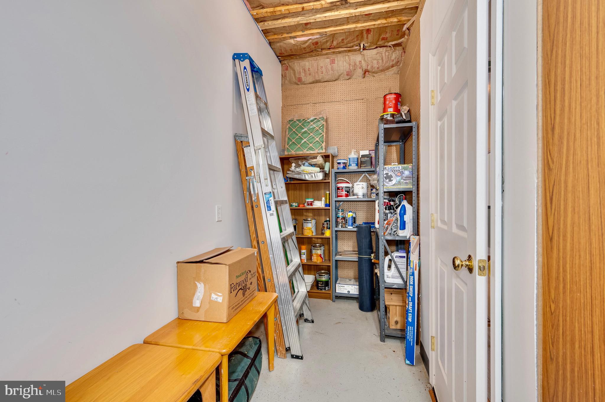 MEADOW HILLS - Residential