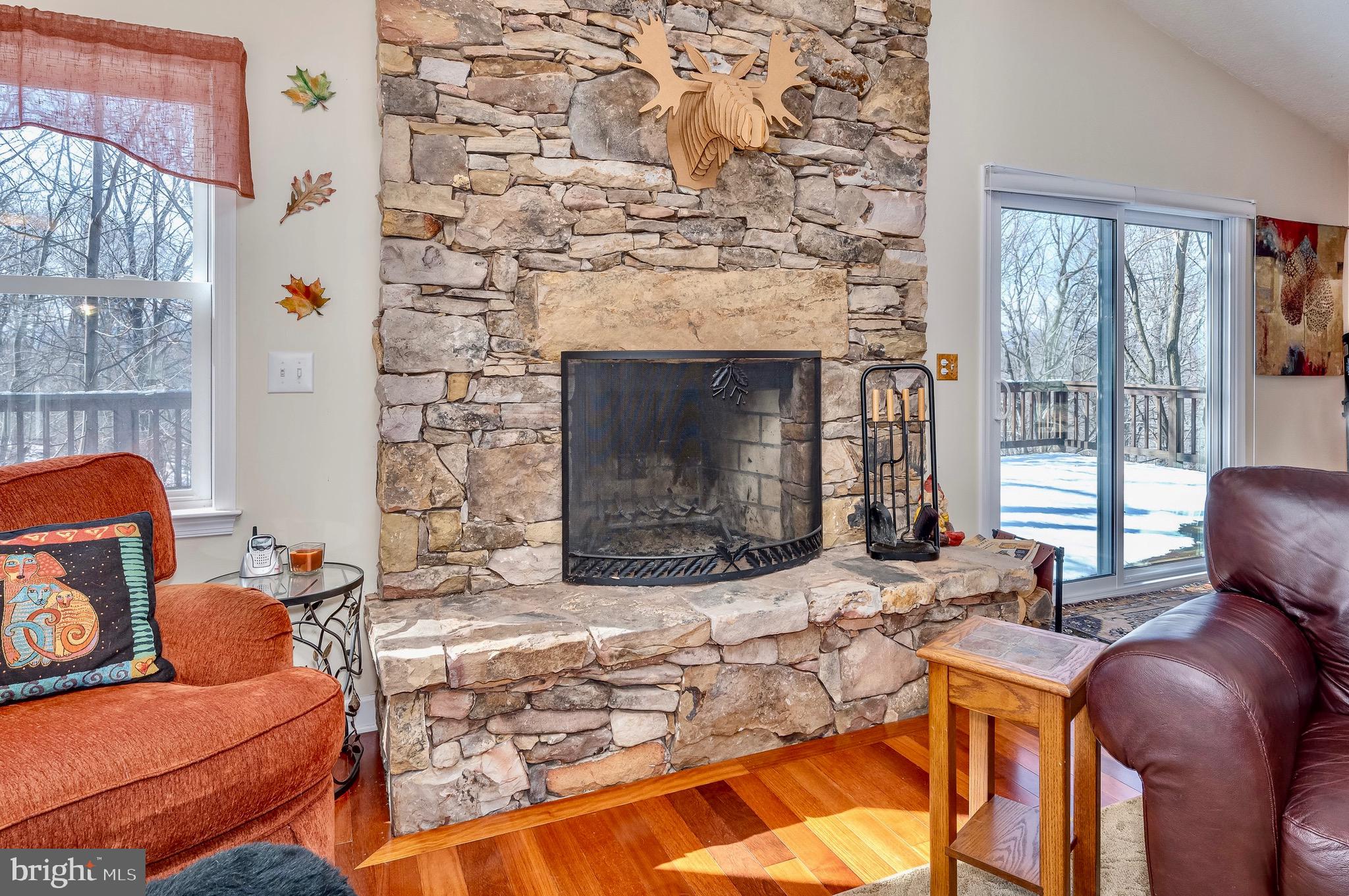 MEADOW HILLS - Residential