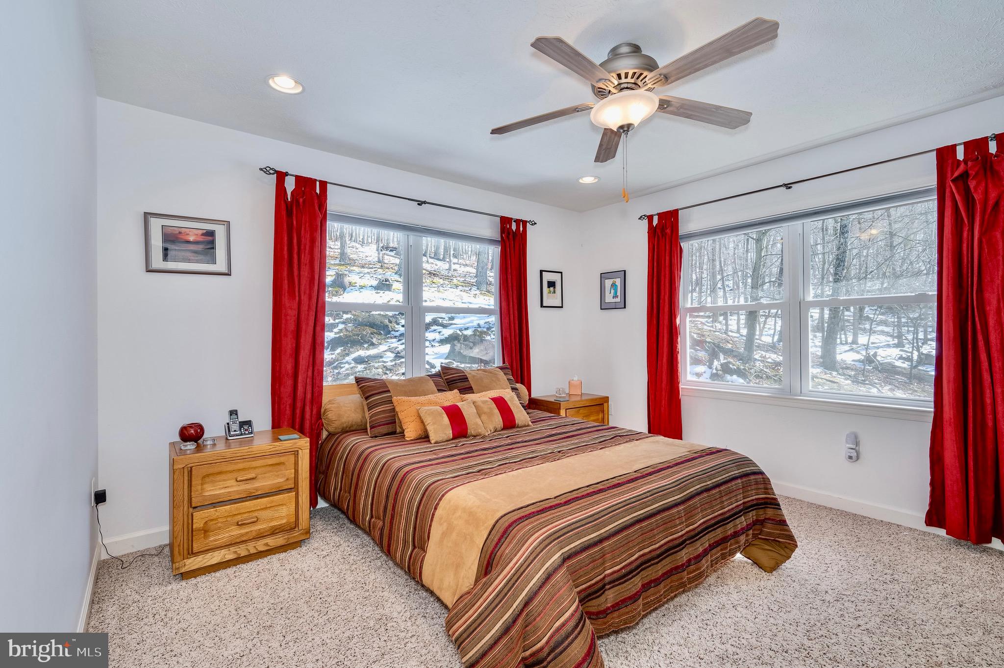 MEADOW HILLS - Residential