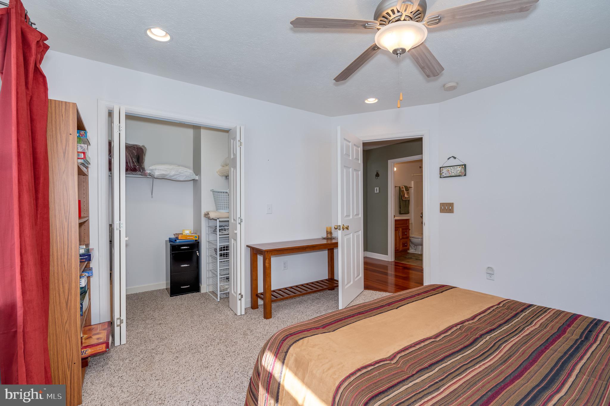 MEADOW HILLS - Residential