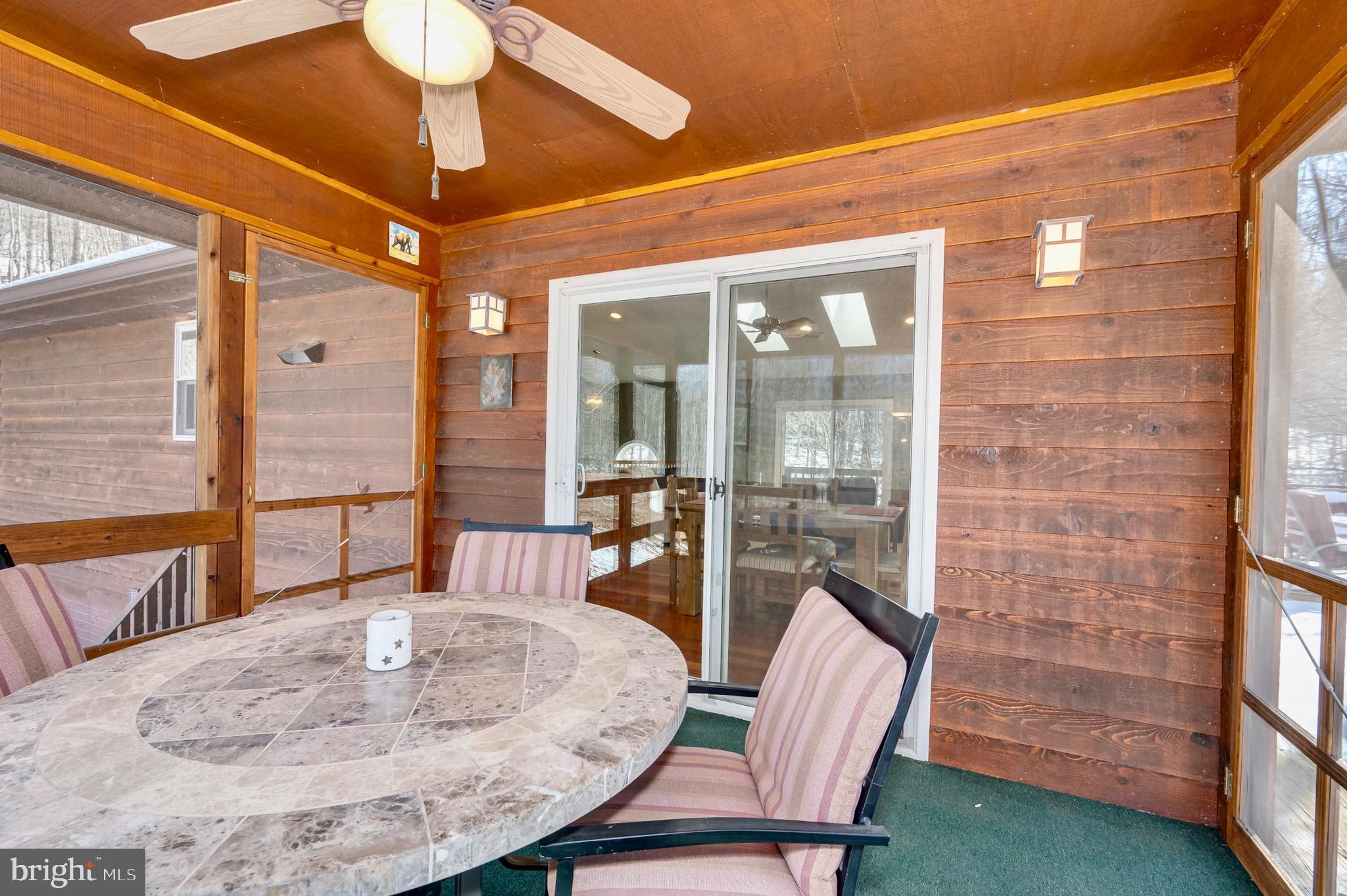 MEADOW HILLS - Residential