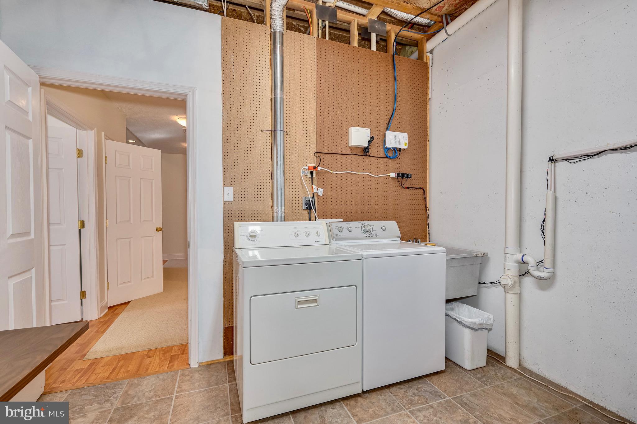 MEADOW HILLS - Residential