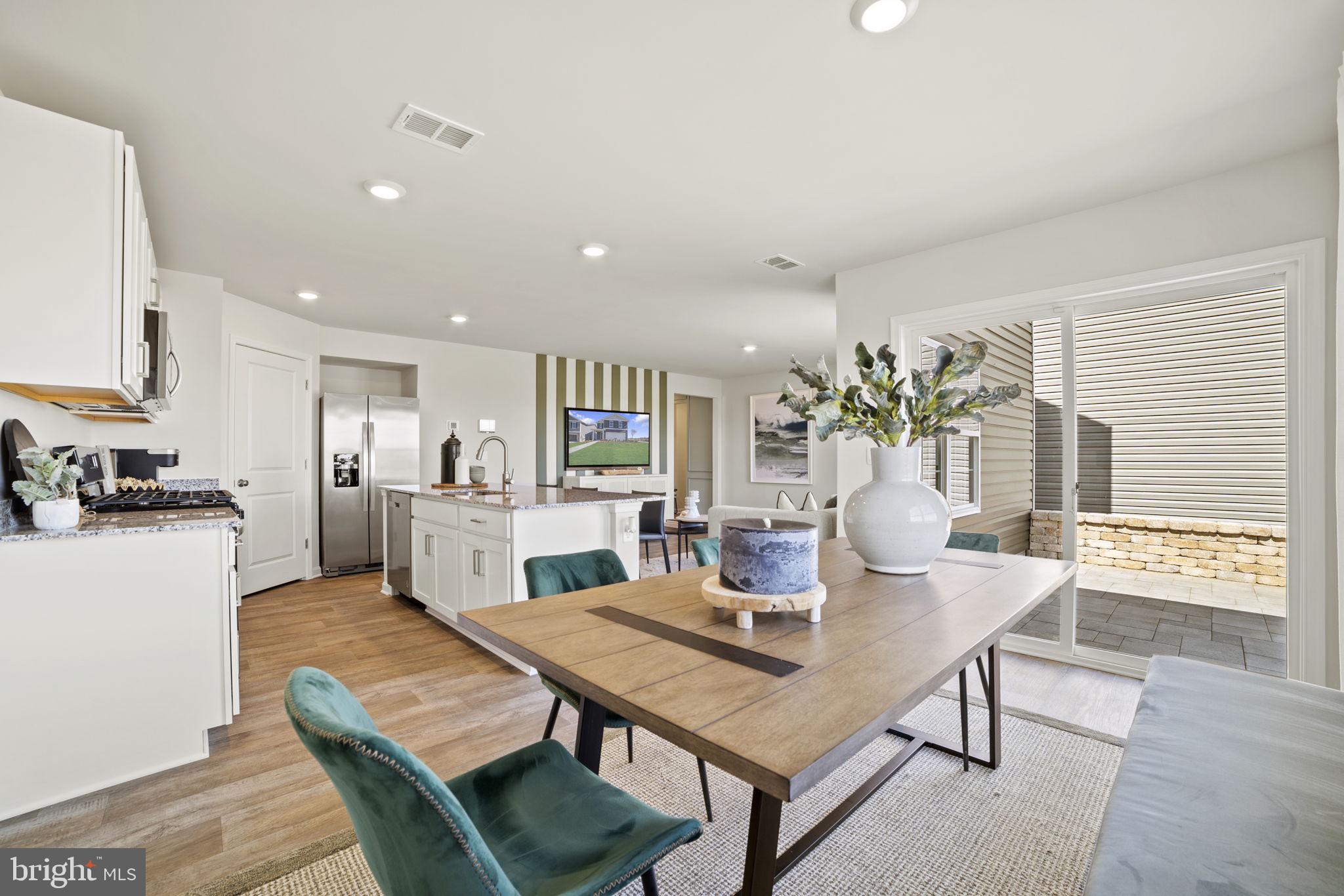 RETREAT AT WINDING CREEK - Residential