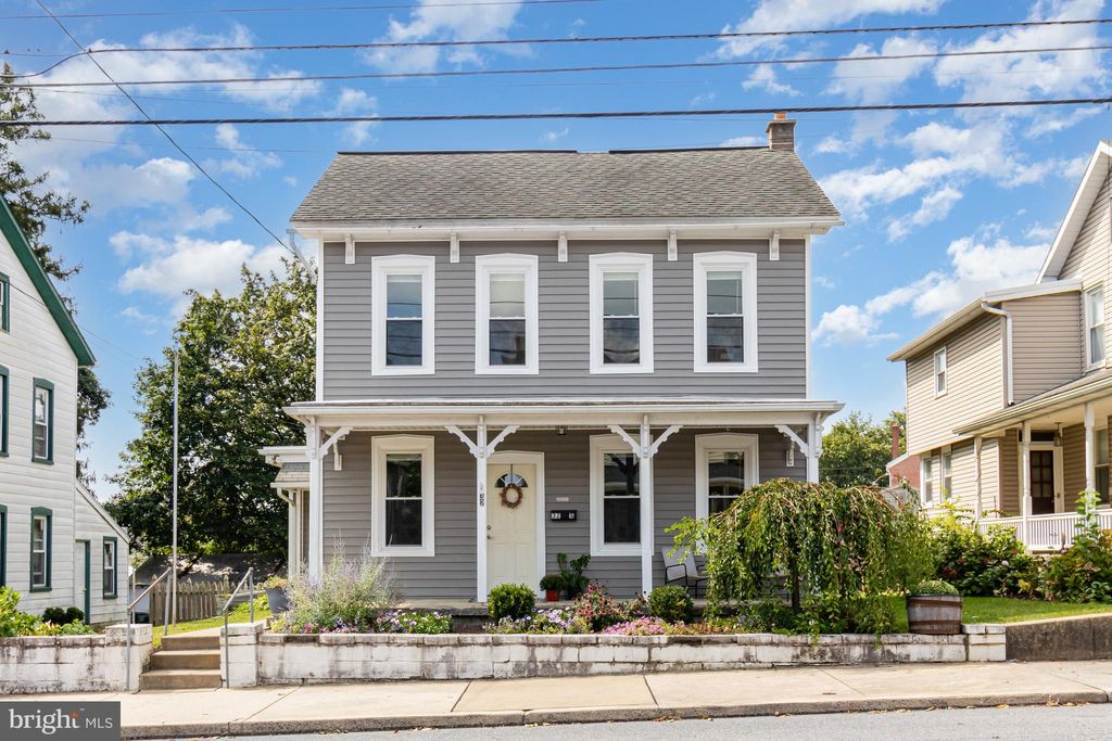 Photo of 32 S 11th Street, AKRON, PA 17501 (MLS # PALA2076286)