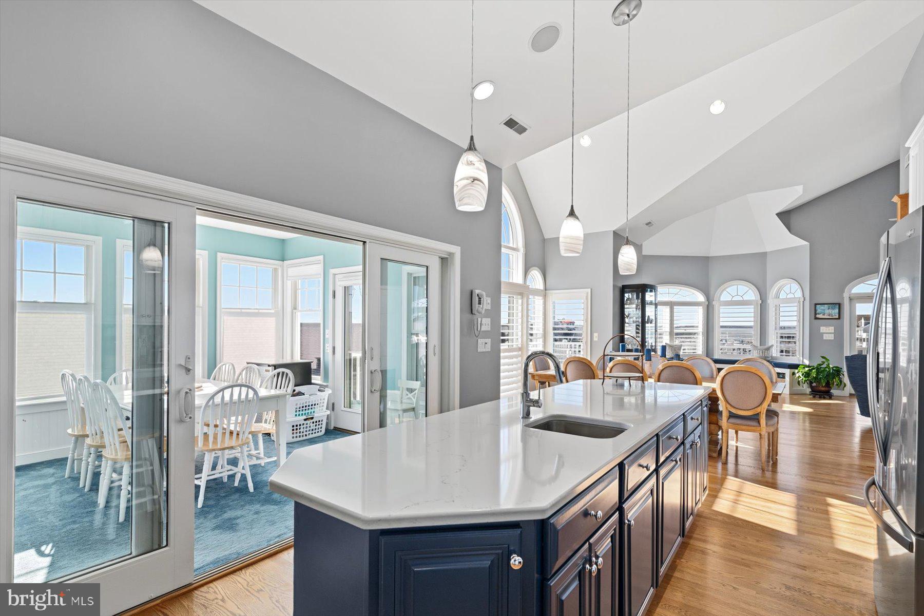 SOUTH SHORES - Residential