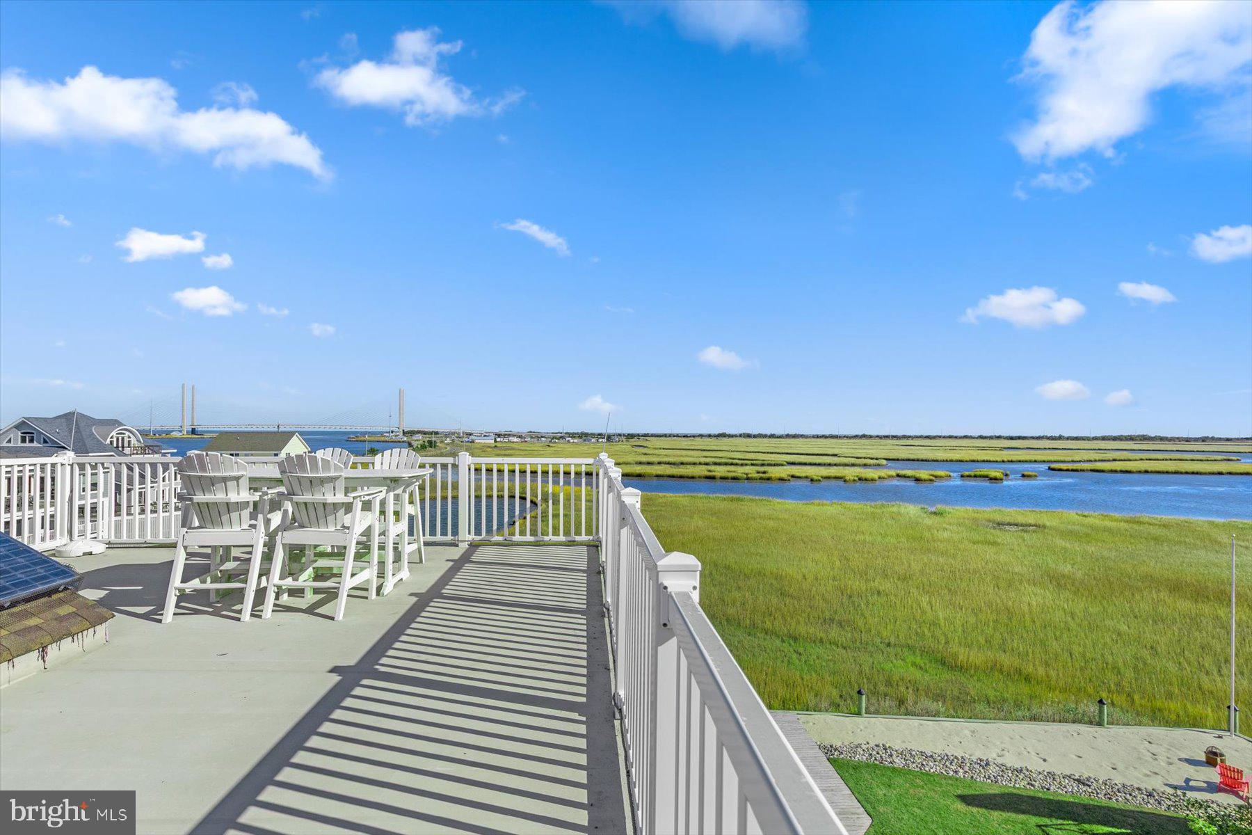 SOUTH SHORES - Residential