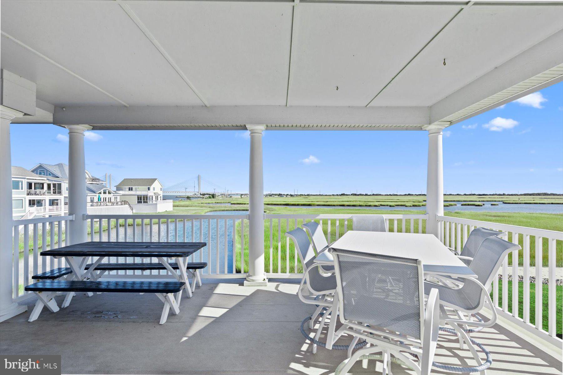 SOUTH SHORES - Residential