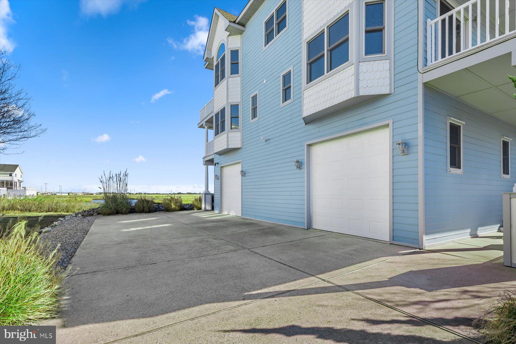 SOUTH SHORES - Residential