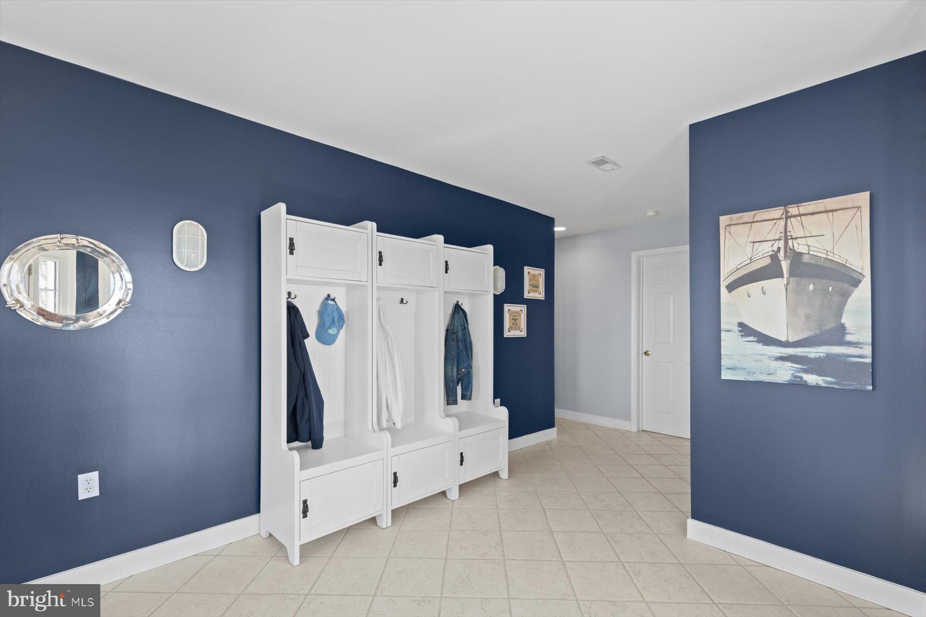 SOUTH SHORES - Residential