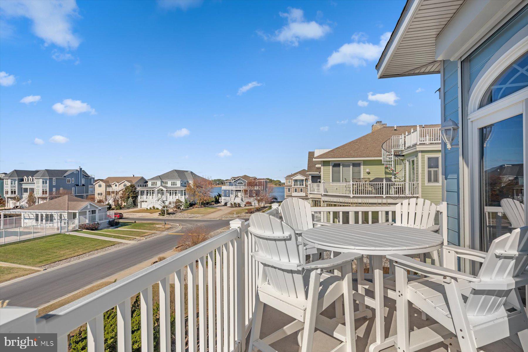 SOUTH SHORES - Residential