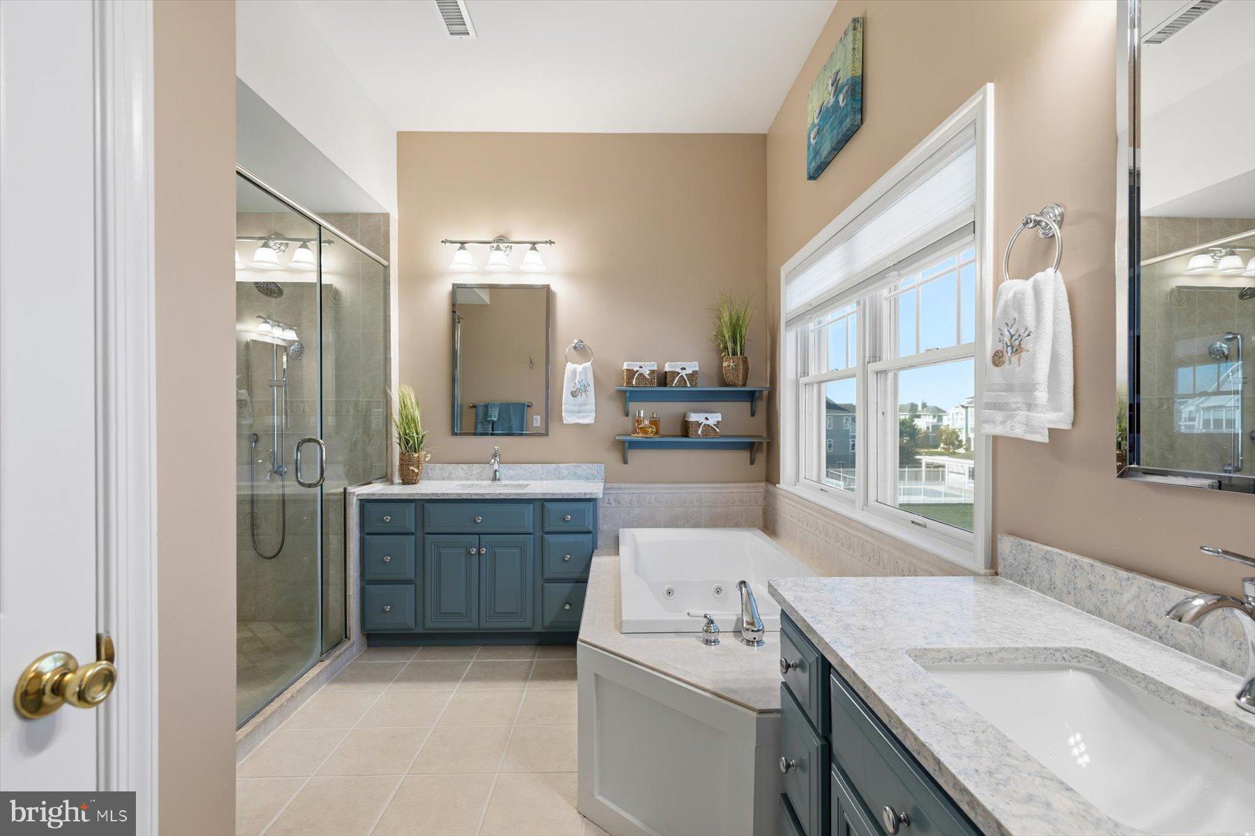 SOUTH SHORES - Residential