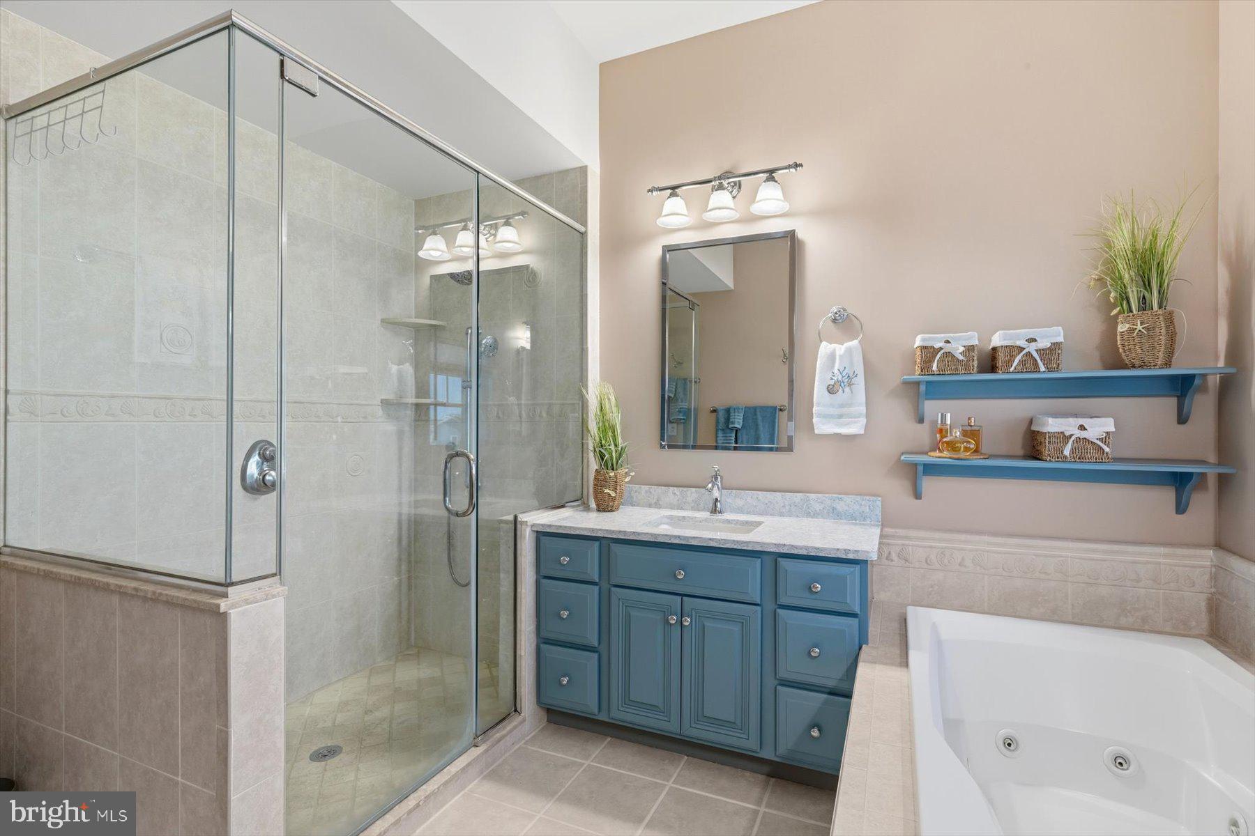 SOUTH SHORES - Residential