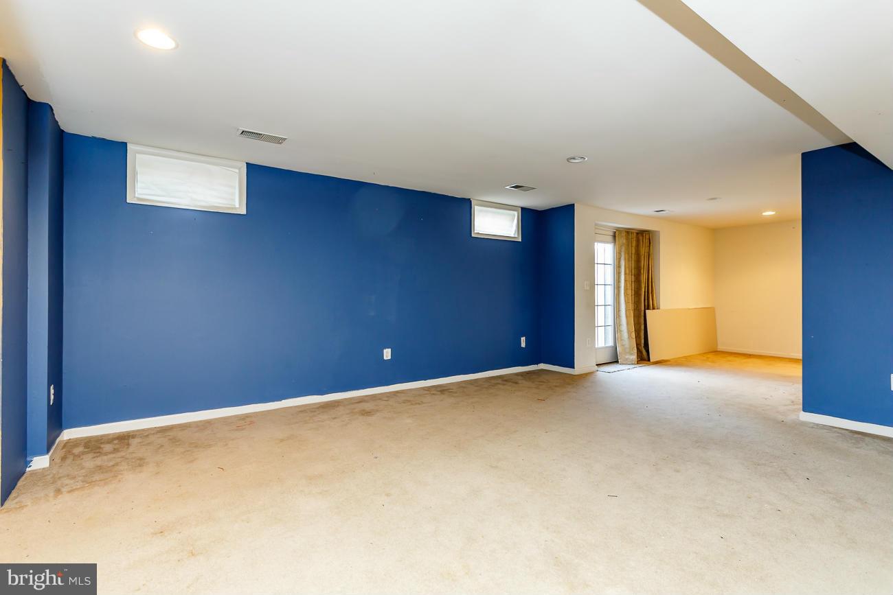 BROAD CREEK ESTATES - Residential