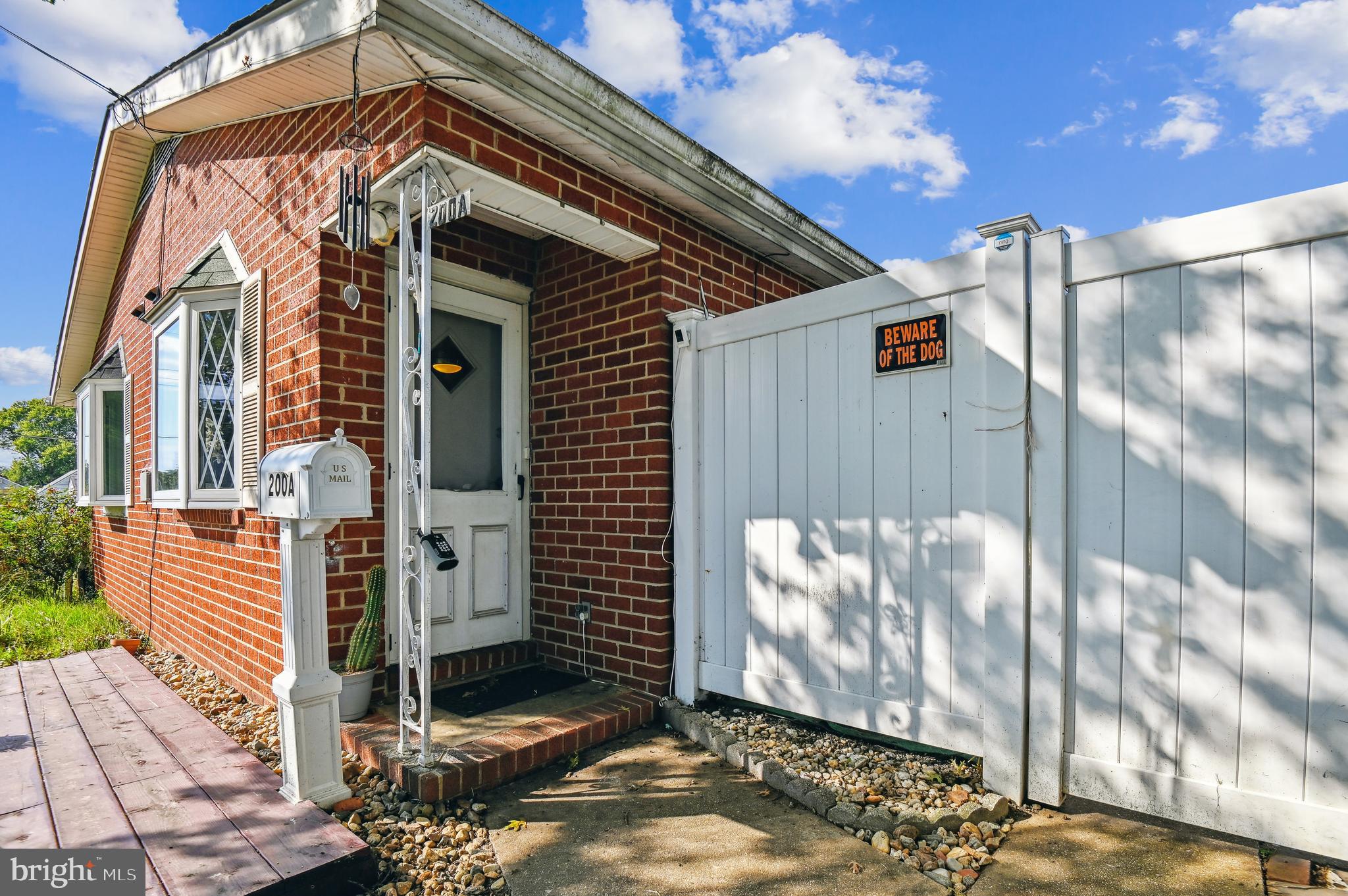 LANDSDOWNE - Residential