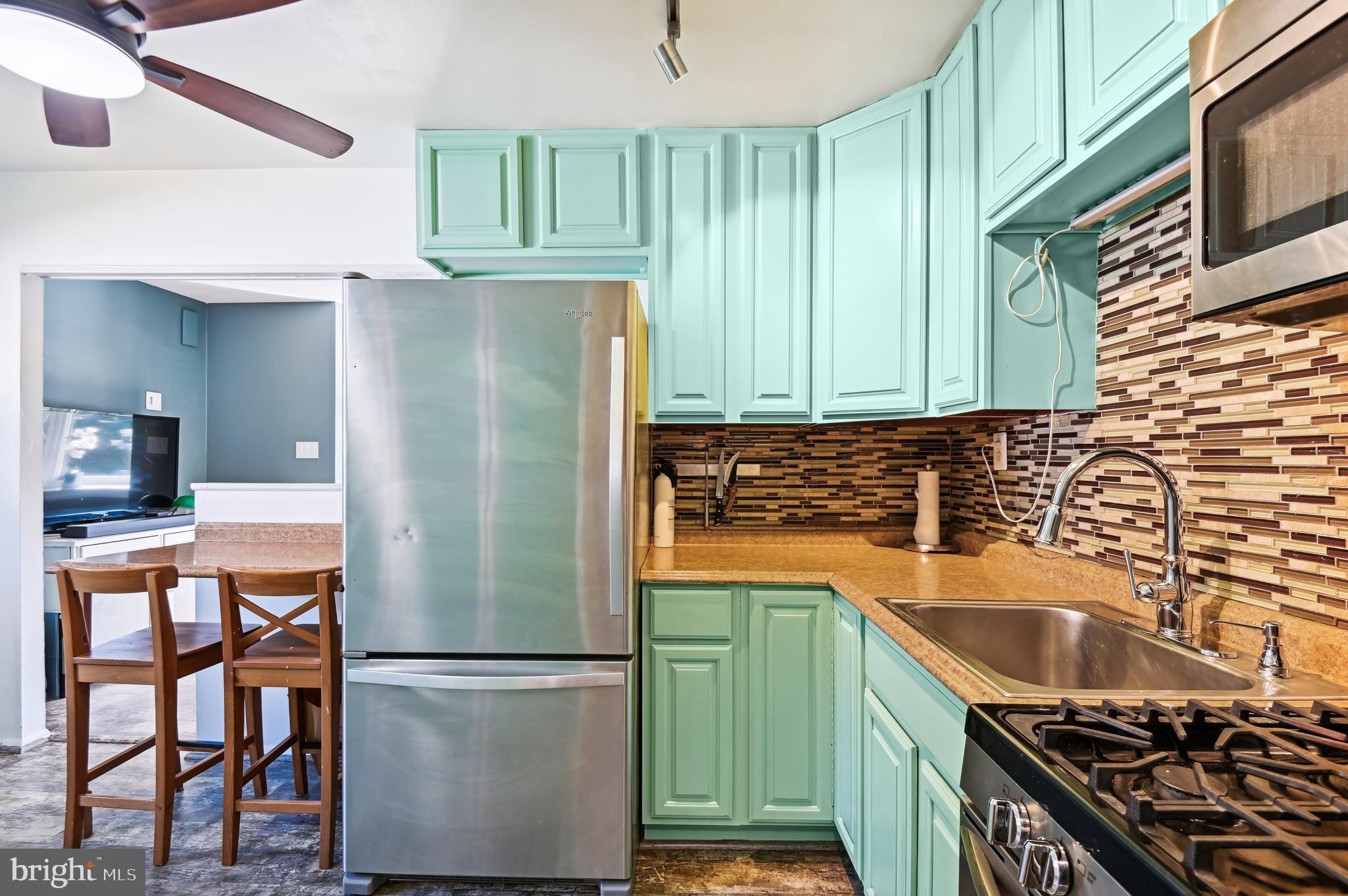 LANDSDOWNE - Residential