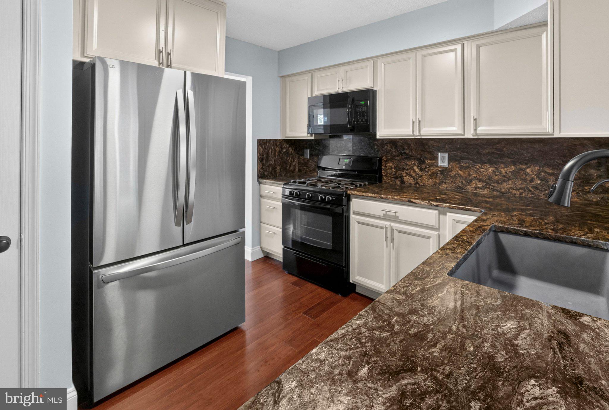 WOODLAND RUN - Residential