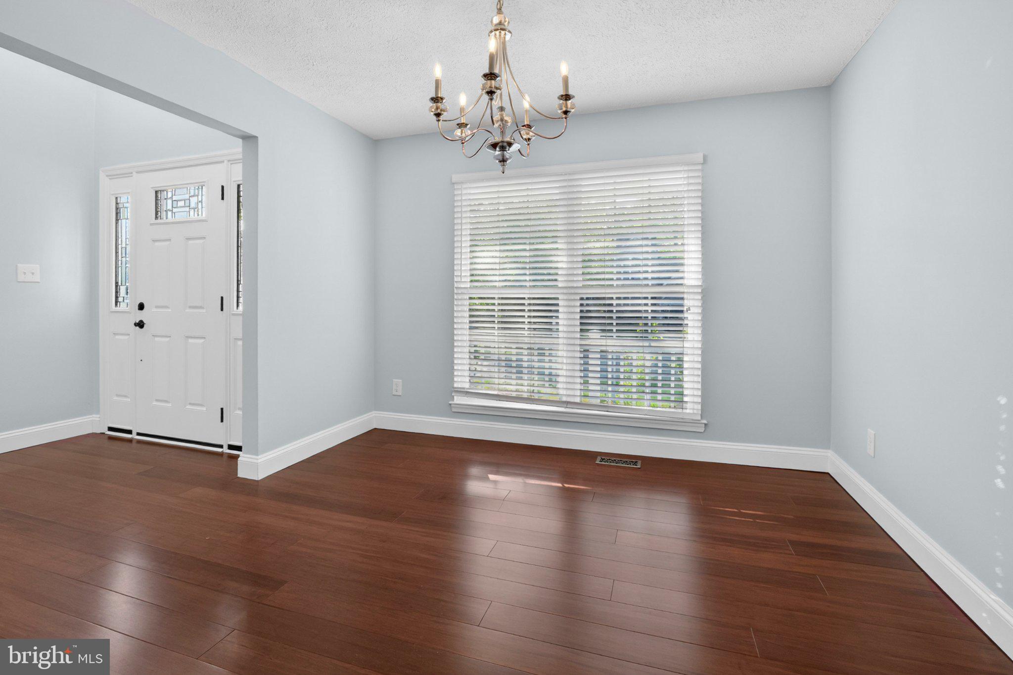 WOODLAND RUN - Residential