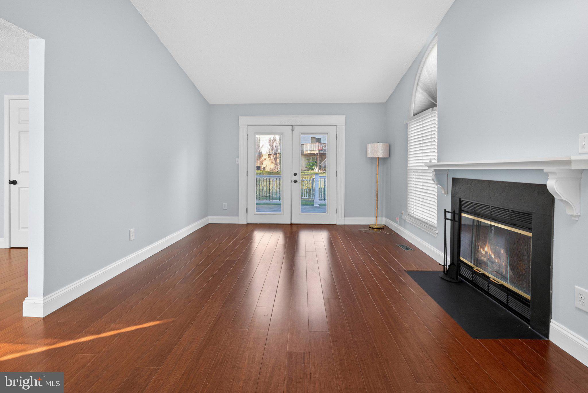 WOODLAND RUN - Residential