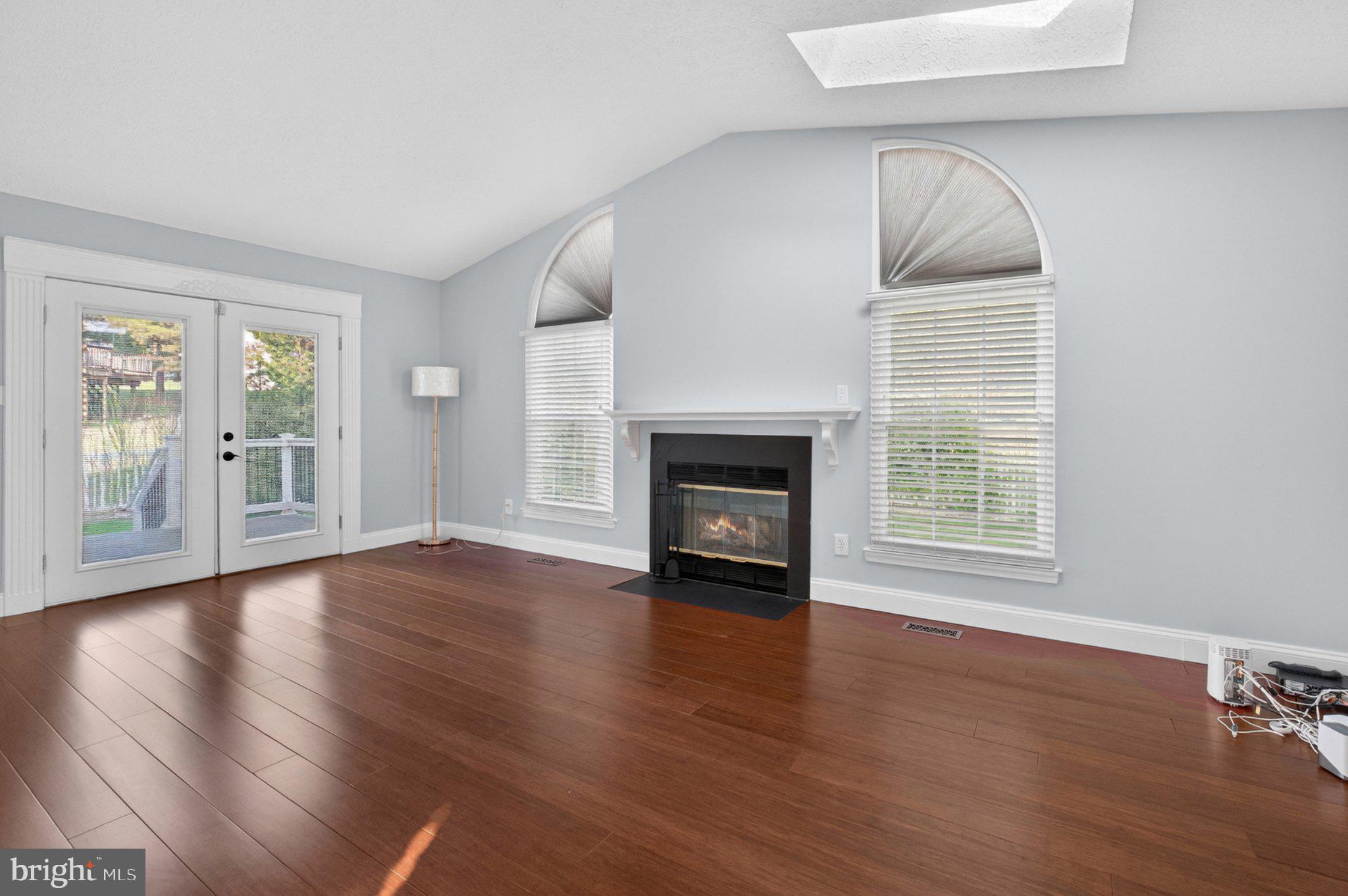 WOODLAND RUN - Residential