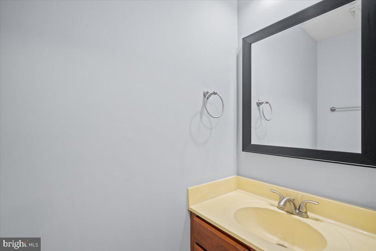 KINGSTOWNE - Residential