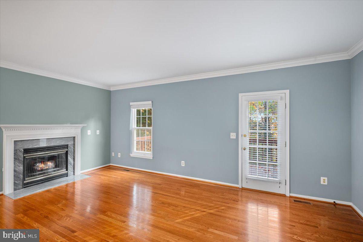 KINGSTOWNE - Residential