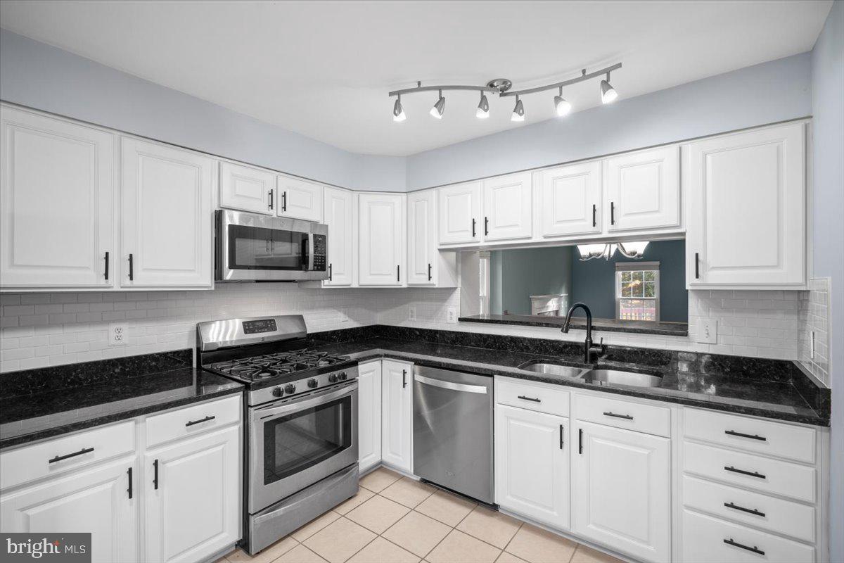 KINGSTOWNE - Residential