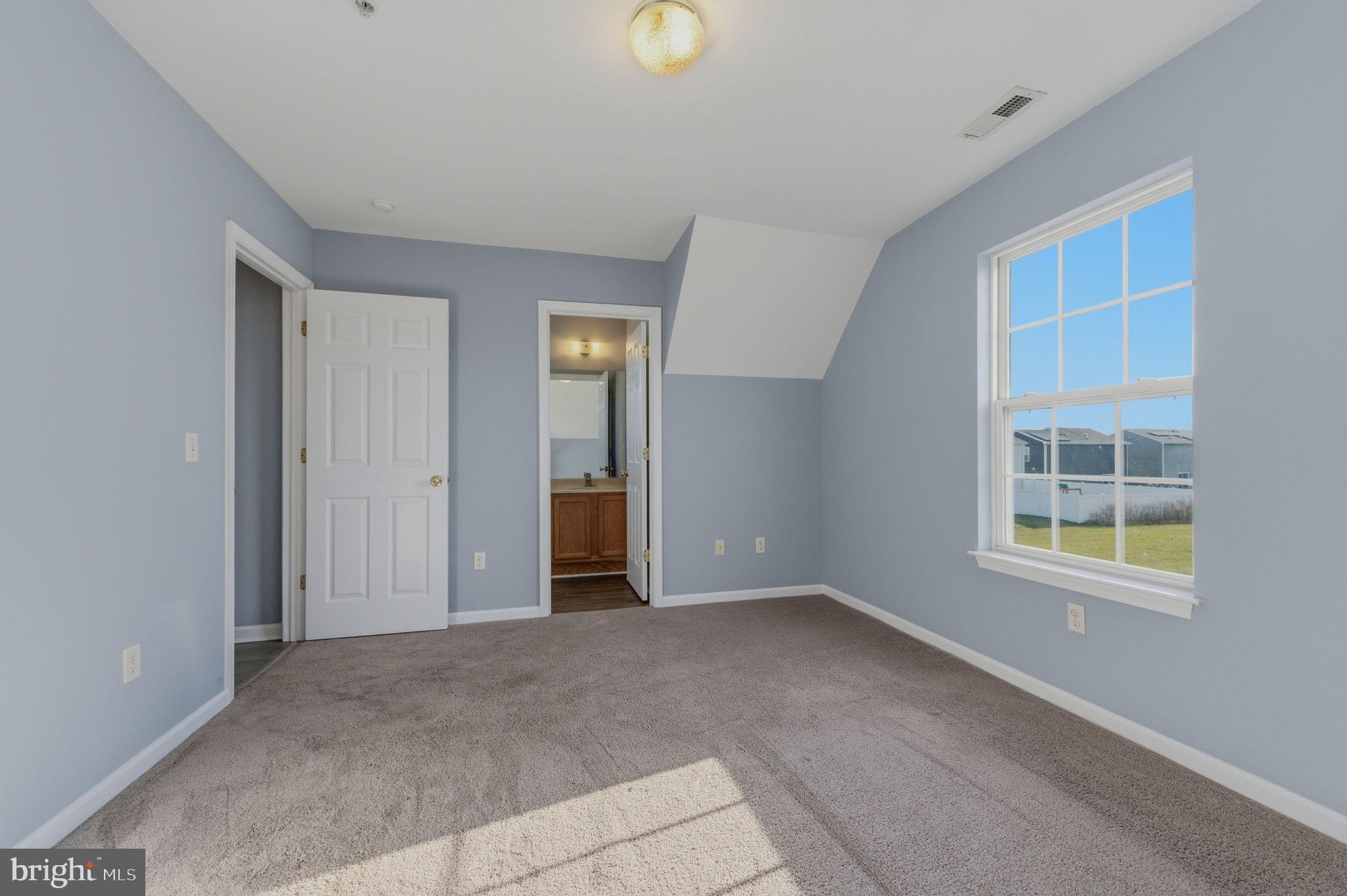 CEDAR COMMONS - Residential