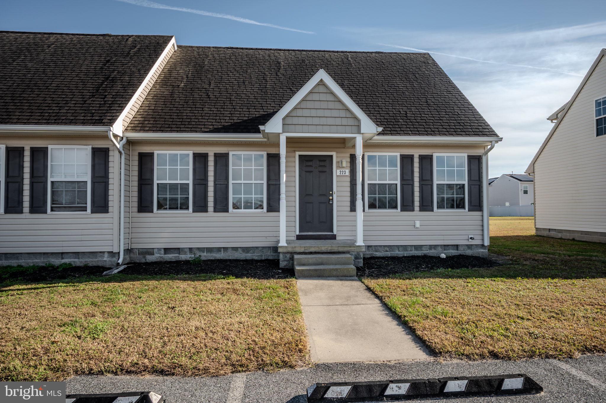 CEDAR COMMONS - Residential