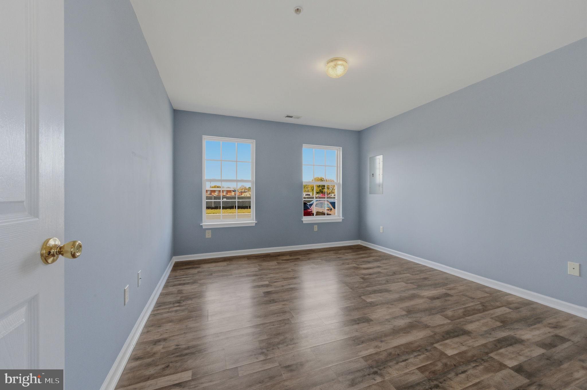 CEDAR COMMONS - Residential