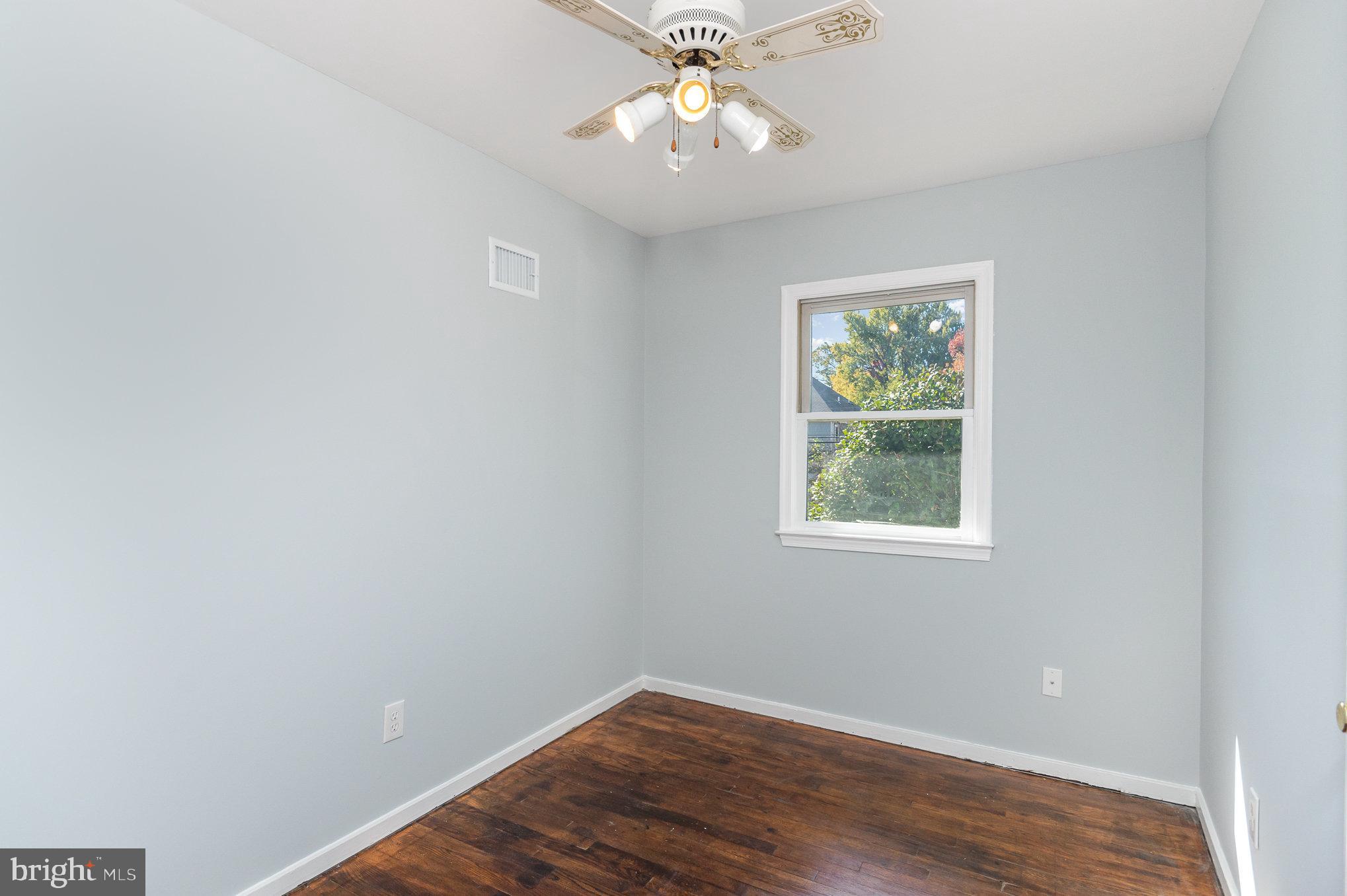 PIMMIT HILLS - Residential