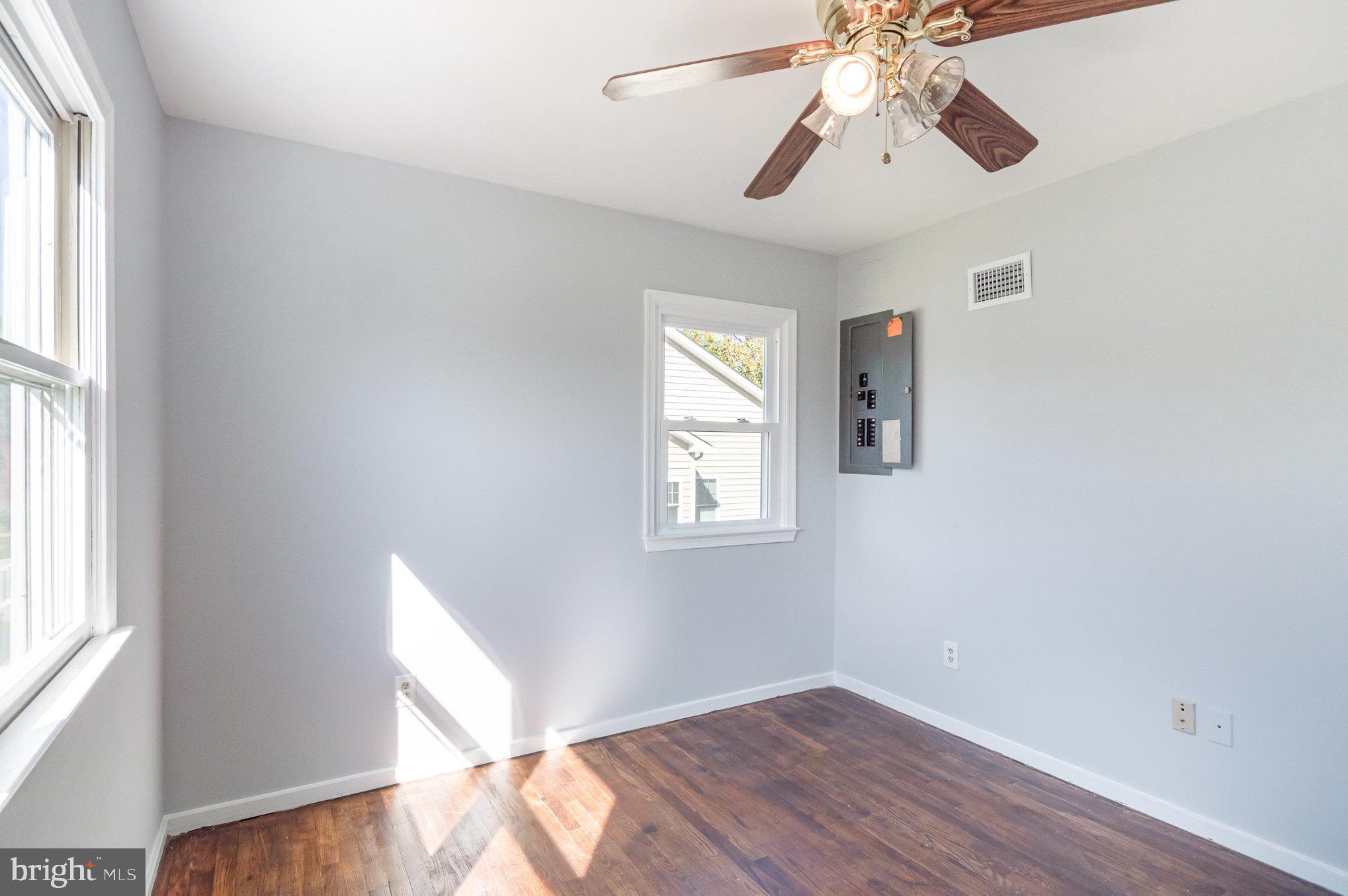 PIMMIT HILLS - Residential