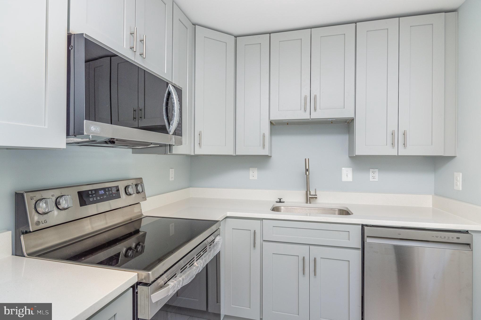 PIMMIT HILLS - Residential