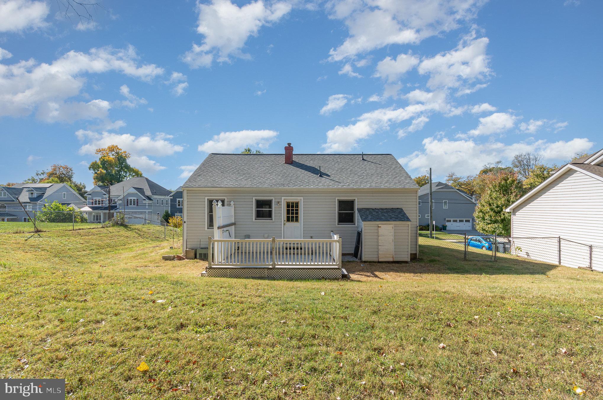 PIMMIT HILLS - Residential