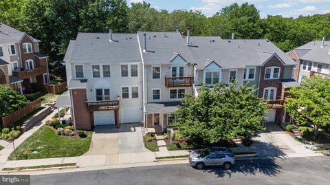 Townhouse For Sale - 12552 Kempston Lane<br/> WOODBRIDGE, VA 22192