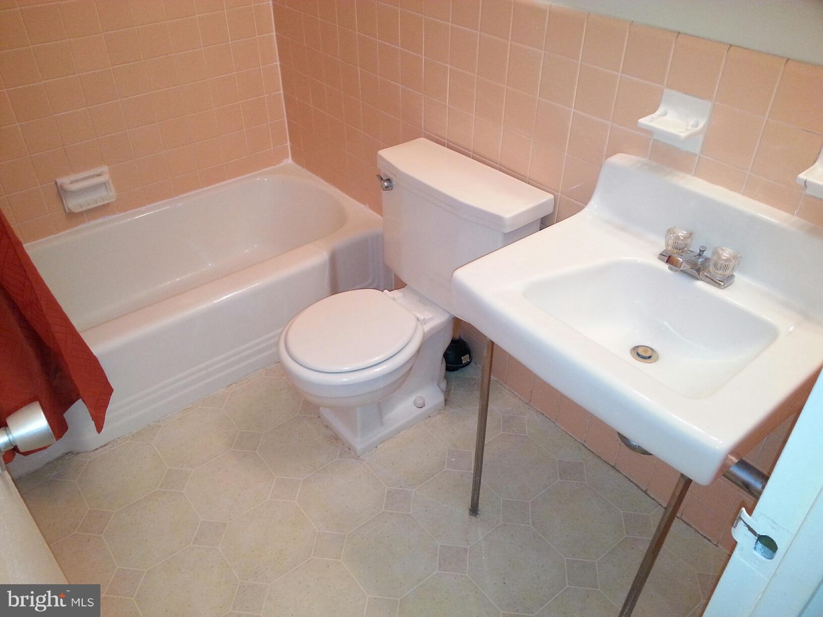 WHITEHALL - Residential Lease