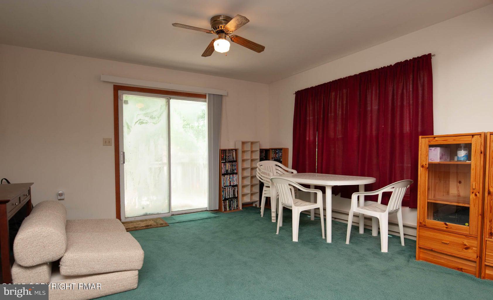 SAW CREEK ESTATES - Residential